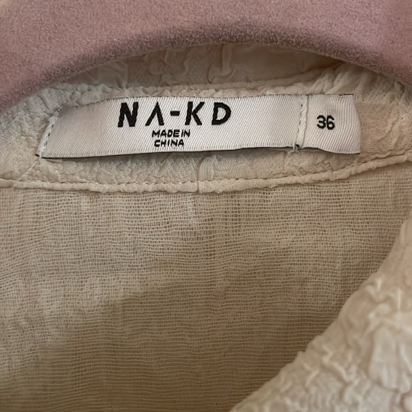 NA-KD Cream Textured Structure Fitted Button Down Blouse - Picture 2 of 9